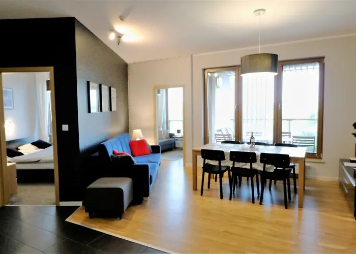 APARTAMENT z 3 SYPIALNIAMI PRZY PLAŻY